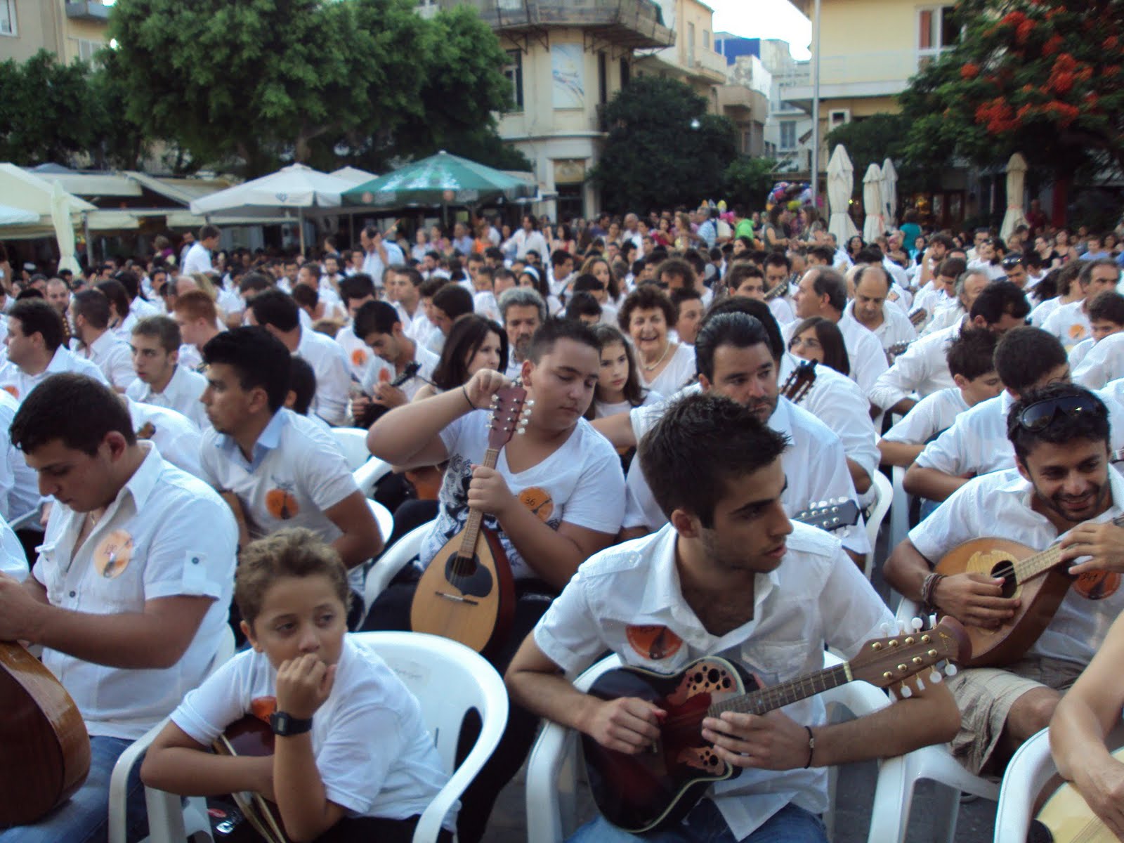 Mandolin guinness world record