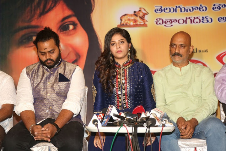 Anjali at Chitrangada Movie Pre Release Function