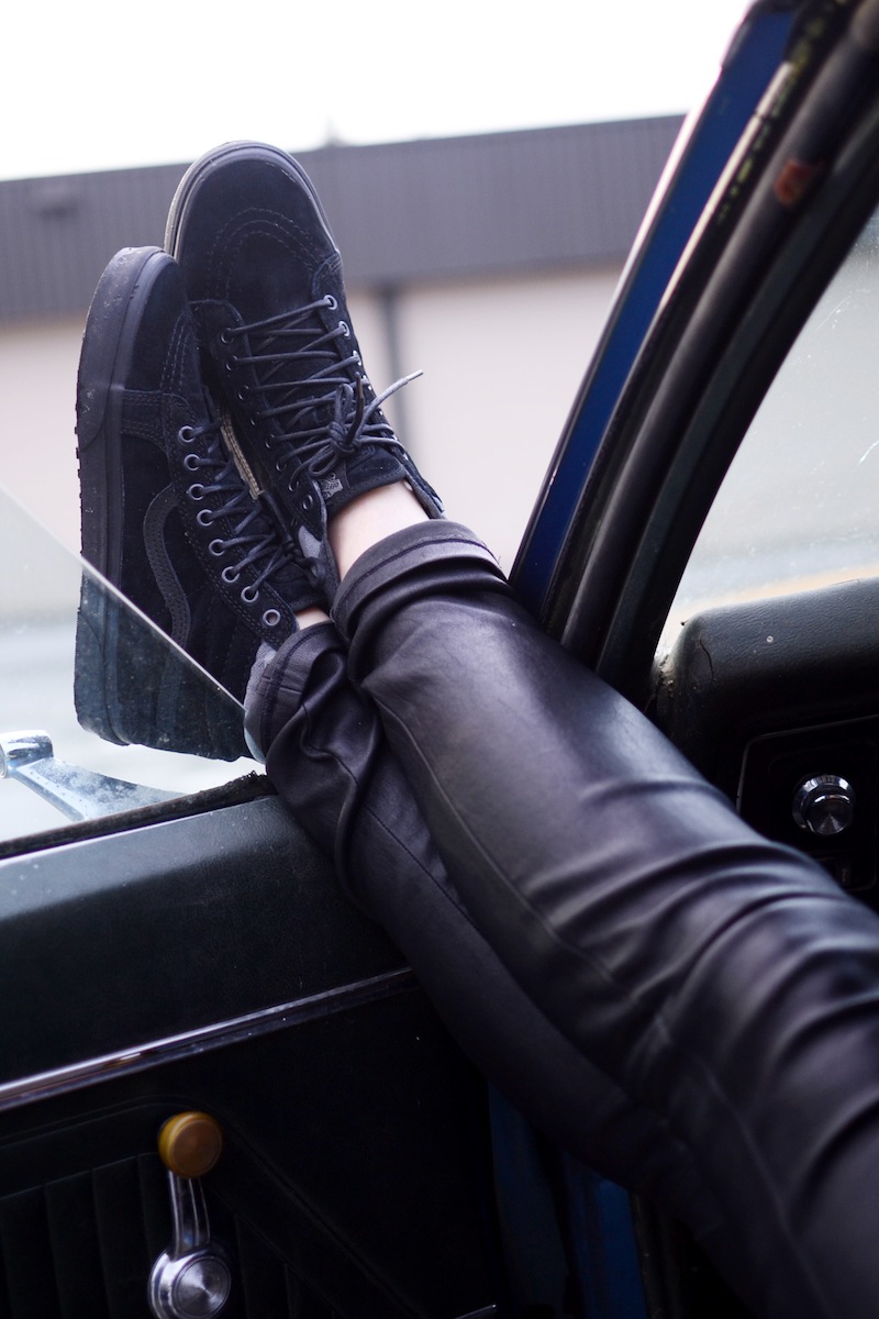 Aleesha Harris vancouver fashion blogger topshop bomber jacket leather leggings outfit Vans sk8 hi mte