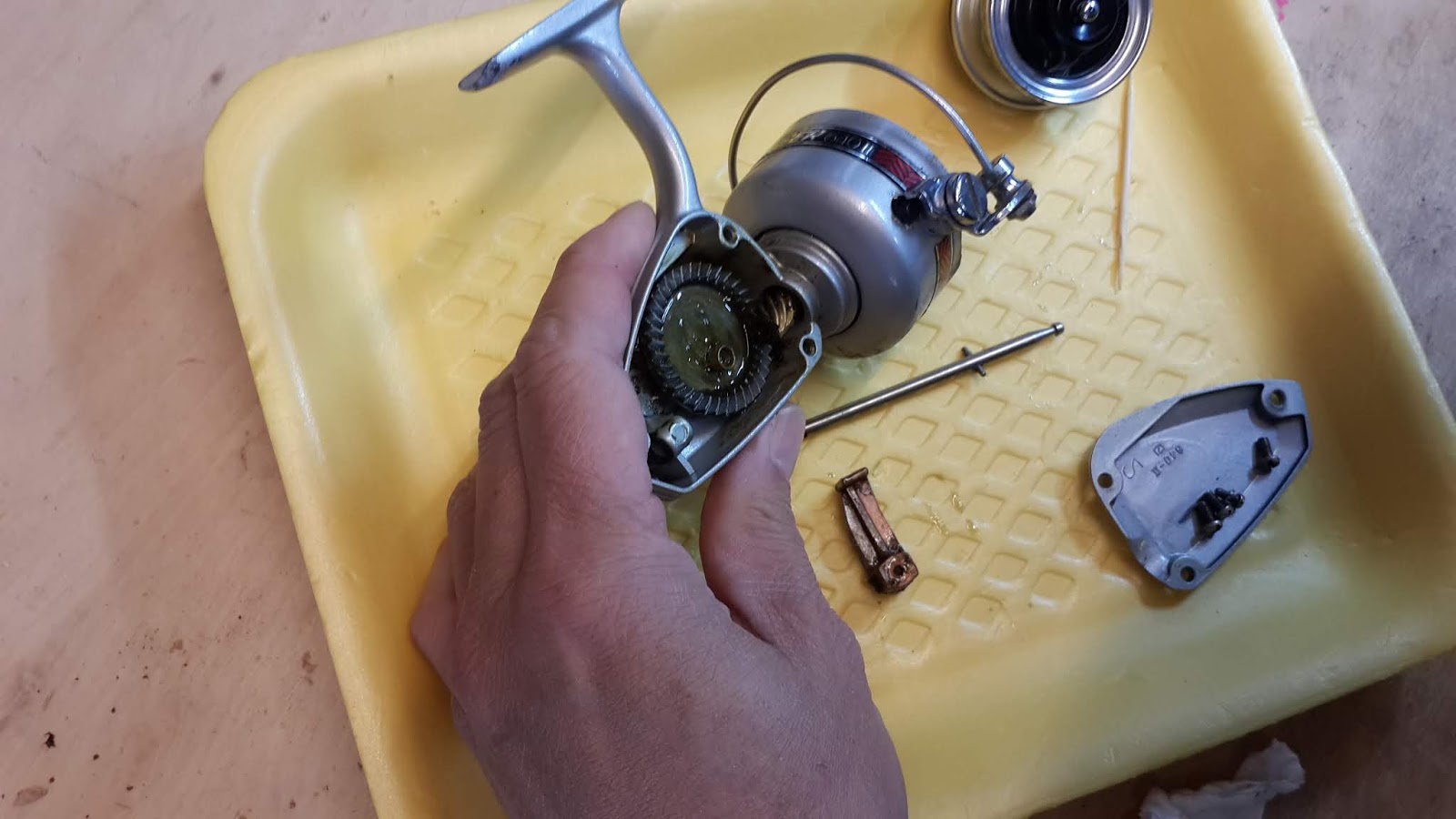 HyperGauge Vintage Pflueger 640II fishing reel rebuild Think of Dad