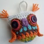 https://zeensandroger.files.wordpress.com/2015/08/granny-owl-pattern-2.pdf