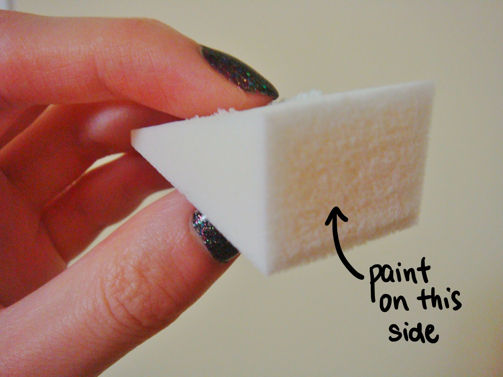 The Nail Artiste How To Create a Perfect Gradient with a Makeup Sponge