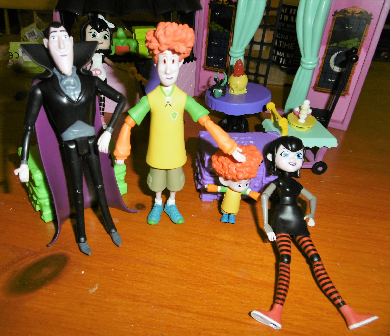 Featured image of post Dracula Hotel Transylvania Toys She is the vampire daughter of count dracula and martha of lubov castle