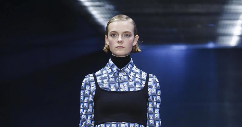 Nimue Smit back to runway at Prada 2017SS | About A Girl