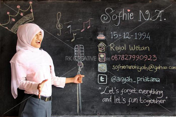 Tema Album kenangan (Year book) yang unikunik Nyongmen