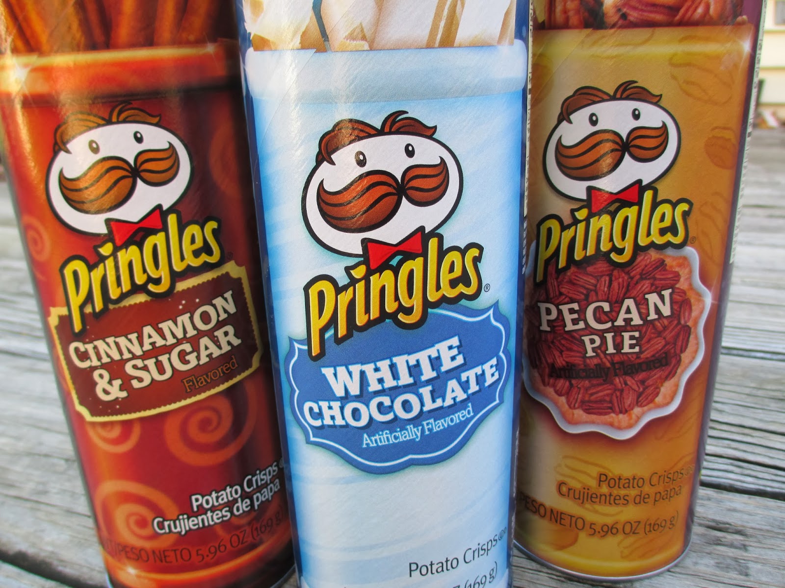 My Half Assed Kitchen Limited Edition Holiday Pringles Review