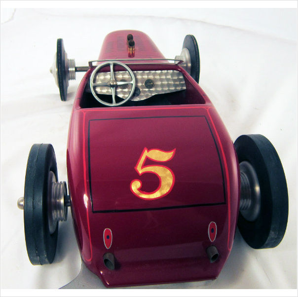 Deadly Curves Tether Race Car Dashes From 1940 to 1955