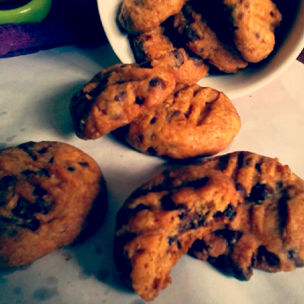 Bakescapade! Hard Boiled Egg Chocolate Chip Cookies / Biskut Coklat