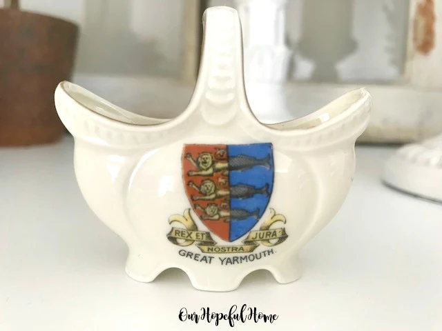 Great Yarmouth porcelain souvenir