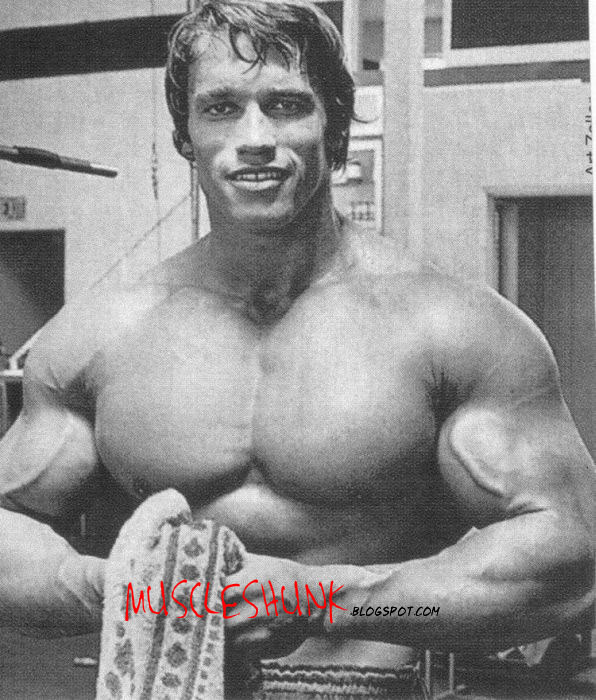 Arnold Schwarzenegger-The Living Bodybuilding Legend | Bodybuilding and