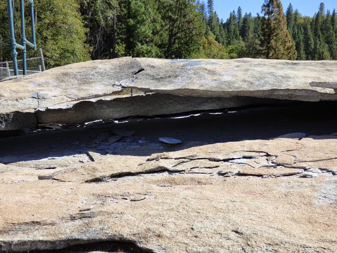 Geotripper Ongoing Exfoliation Event at Twain Harte Lake in the Sierra