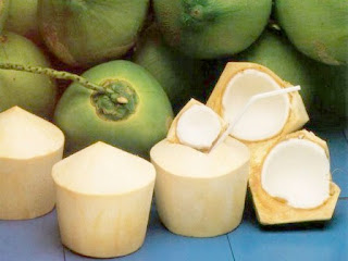 Mixture Coconut and Kumquat Juice Recipe 1