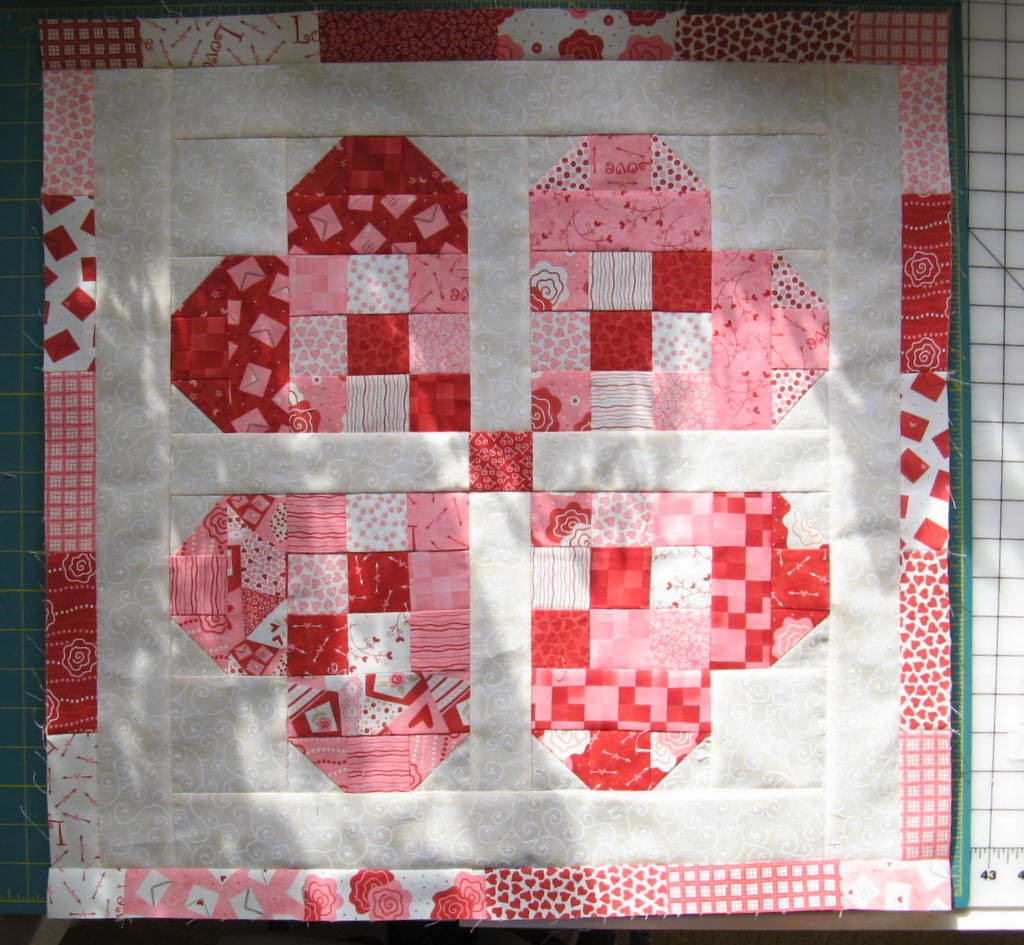 Stitching With 2 Strings: Tutorial: A Quick Valentine Table Topper