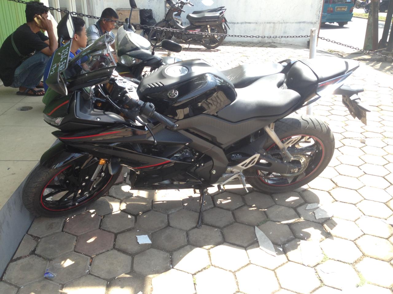 r15 v3 touring