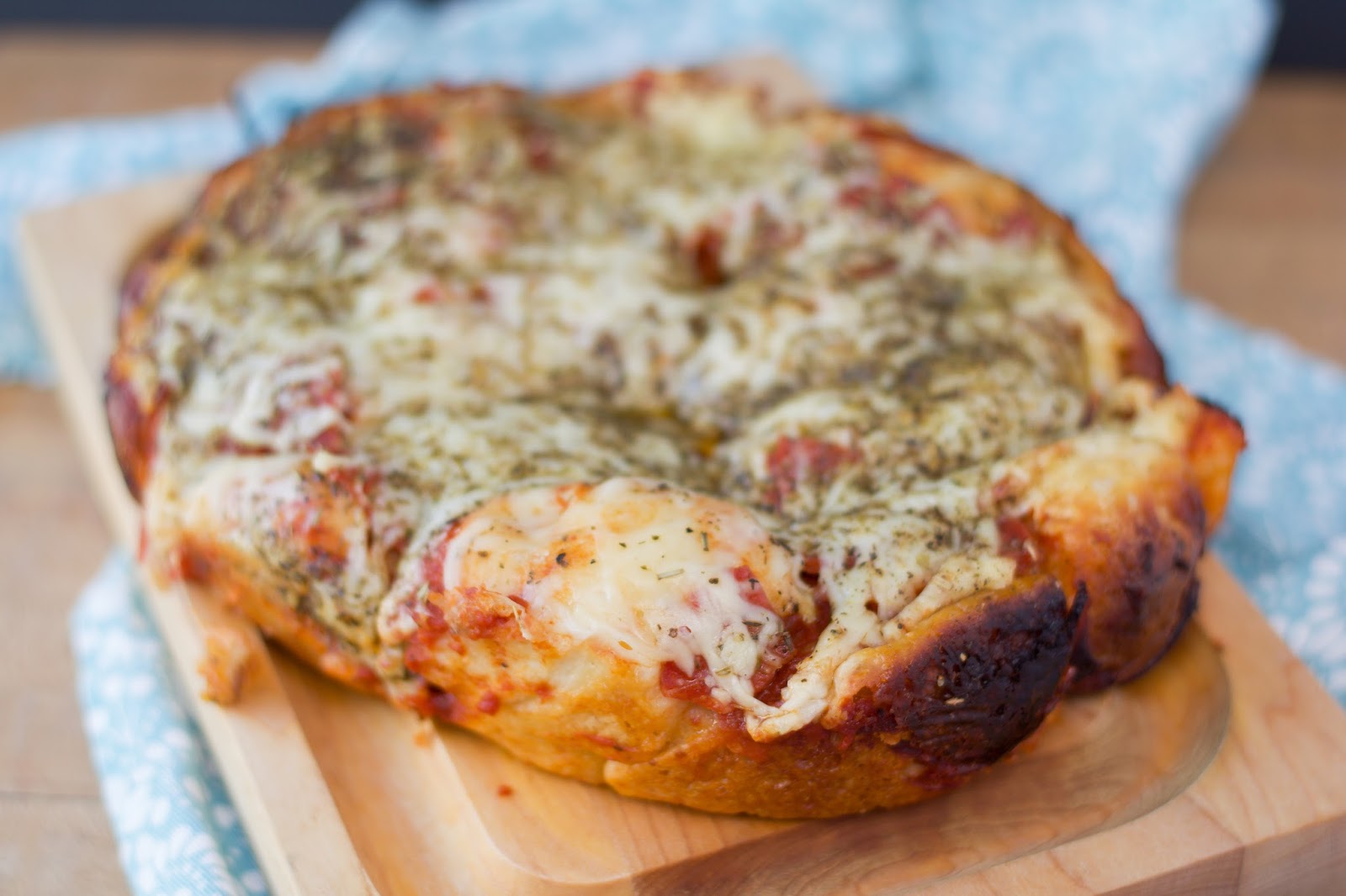 Crockpot PullApart Pizza Recipe The Kitchen Wife