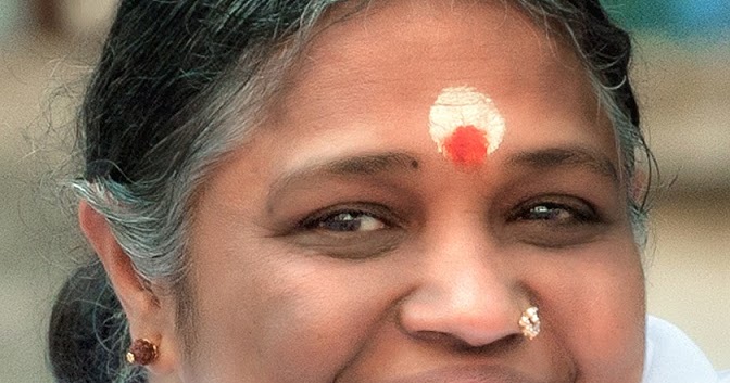 〔公式〕NPOアムリタハート便り アンマ(正式名マーター・アムリターナンダマイー・デーヴィ)とは