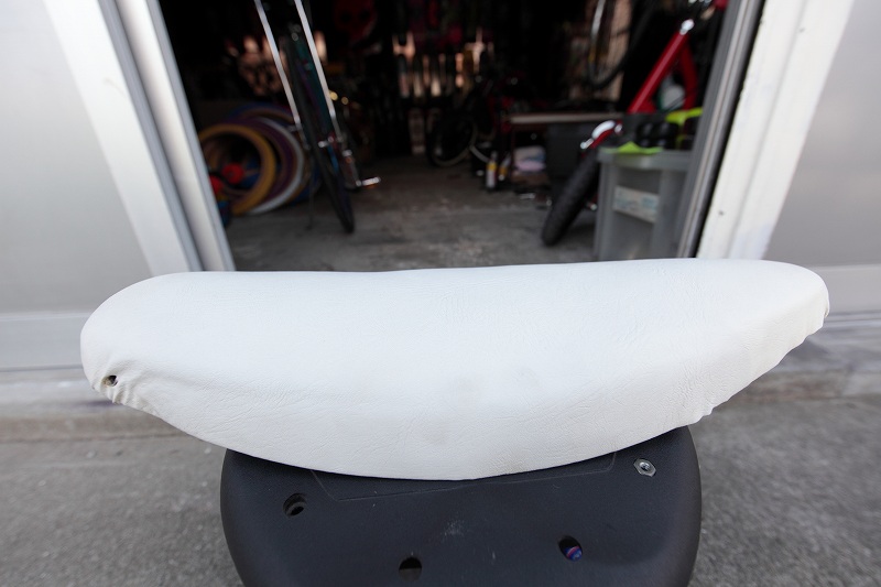 CPW SKATE SHOP BANANA SEATS