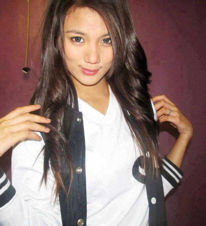 Daily Cute Pinays 9 - Pretty Girls  Sexy Pinays On Facebook-8935