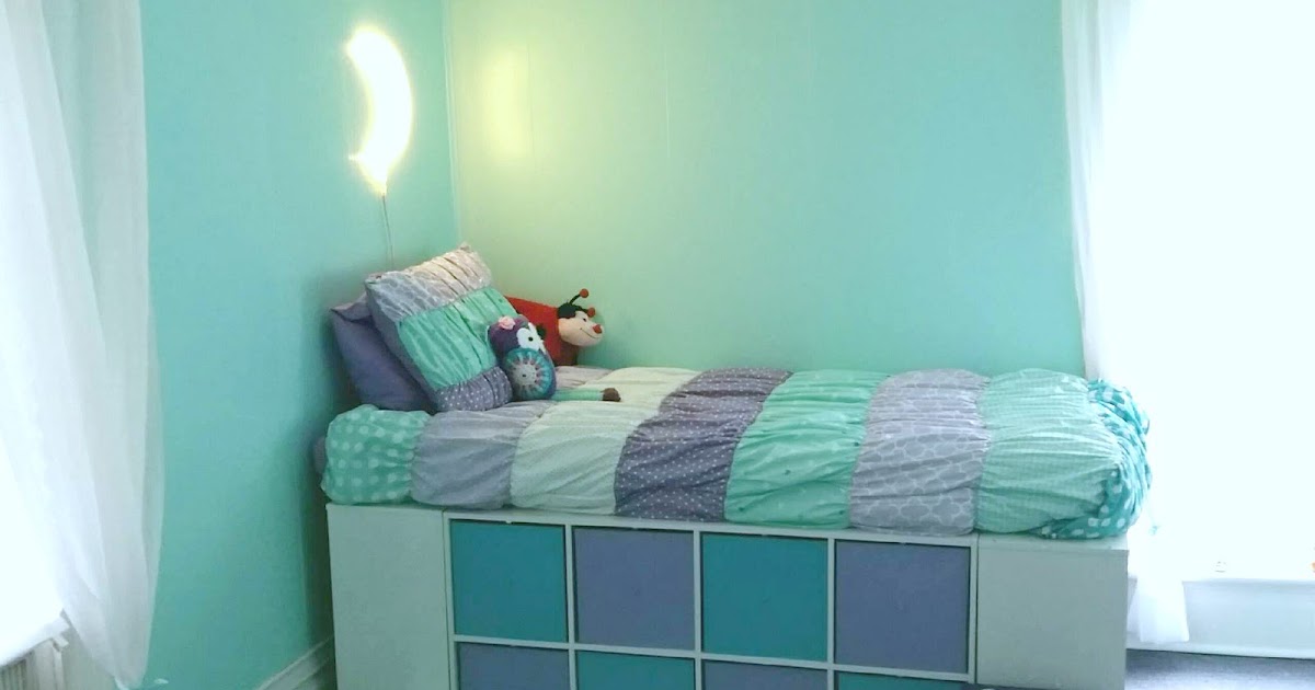 Diy Storage Bed Edmund Designs, Diy Twin Bed Frame With Storage Cubes