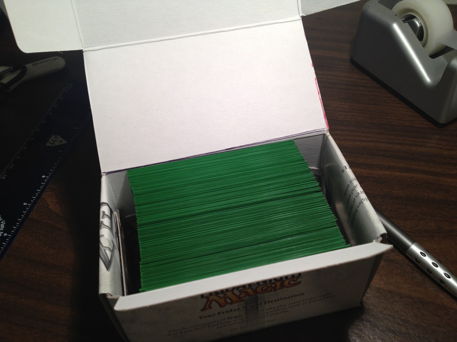 Word of Commander Make your own deck box!
