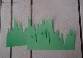 come realizzare dell'erba decorativa di carta