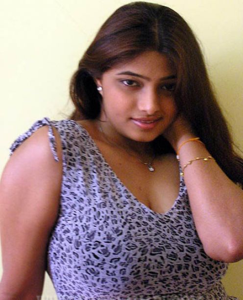 Dollar Chauhan: Actress Exposing Photos