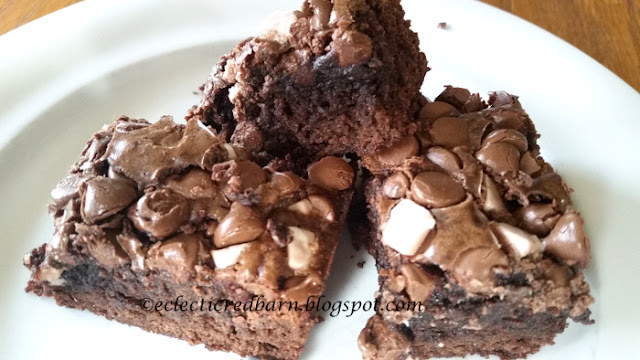 Eclectic Red Barn: Smores Morsels Mix Brownies