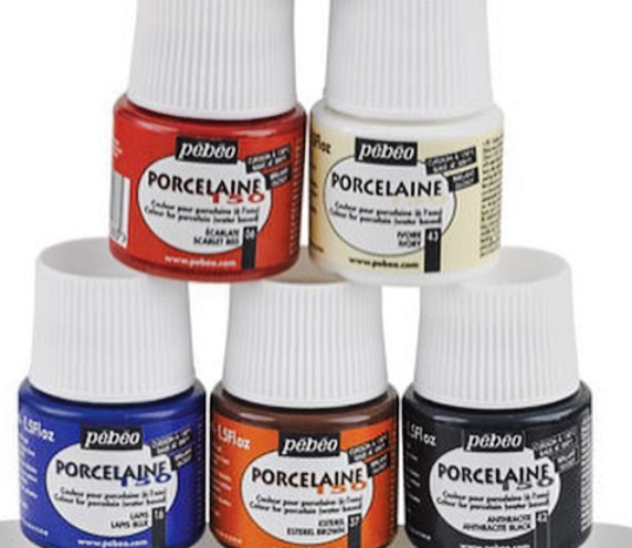 الرسم على البورسلين Paint On Porcelain