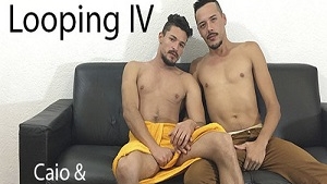 Caio & Lorenzo – Looping IV