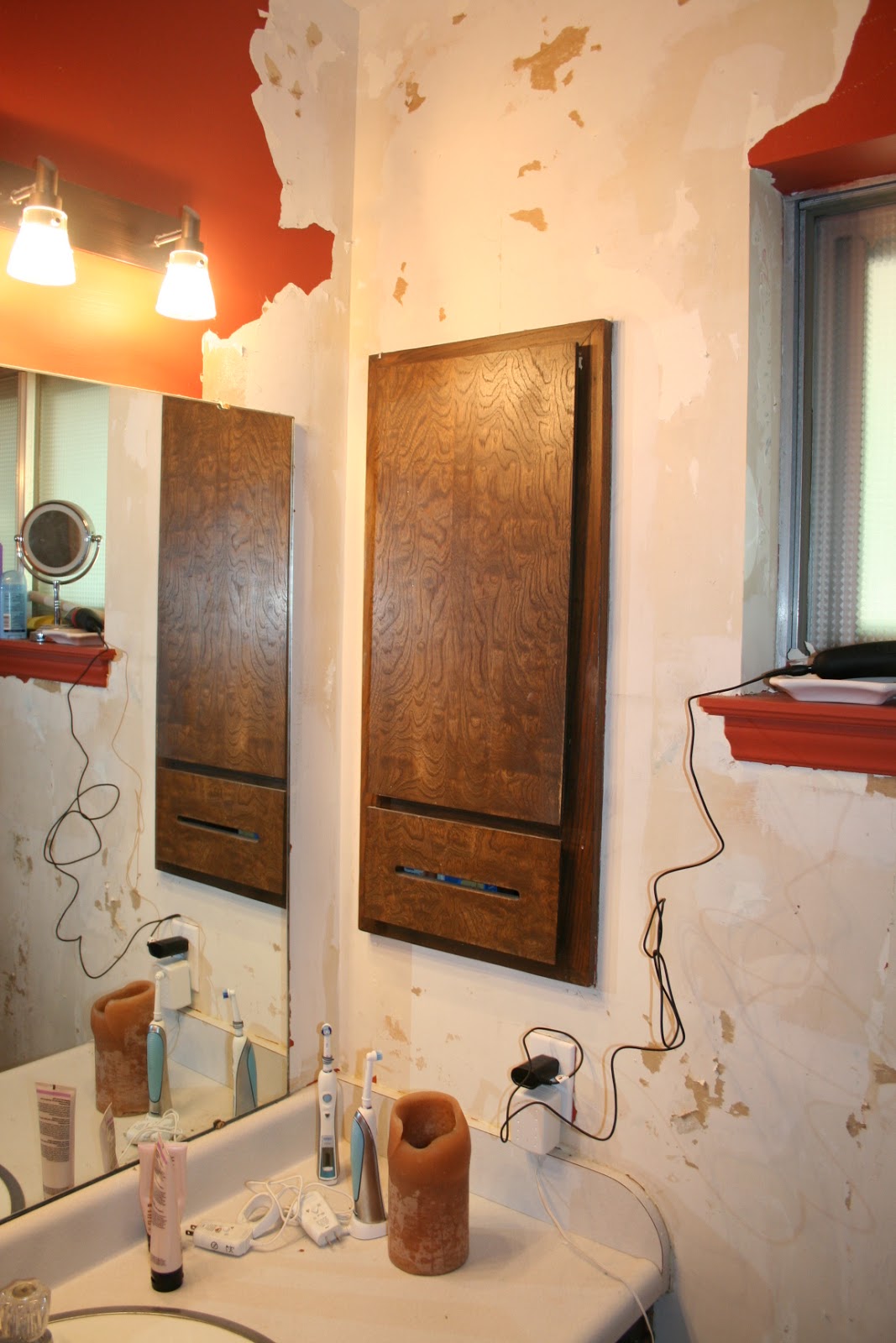 MY DEVISING: master bathroom - ultra pure white