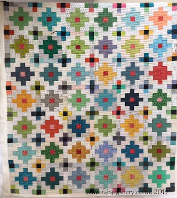 Modern Mystery' quilt through Tikki London,  quilted by Frances Meredith at Fabadashery Longarm Quilting df