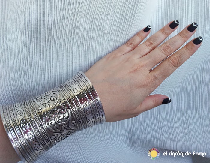 CHEVRON NEGRO Y PLATA 