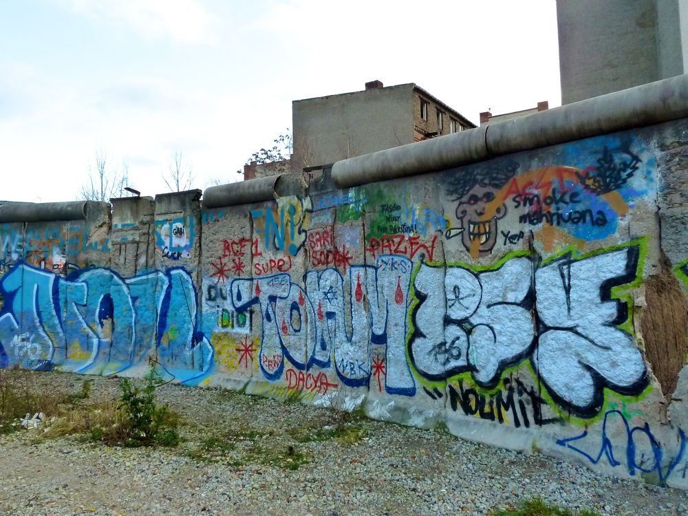 Raumzeit Travelling The Planet Berliner Streifzuge Uber