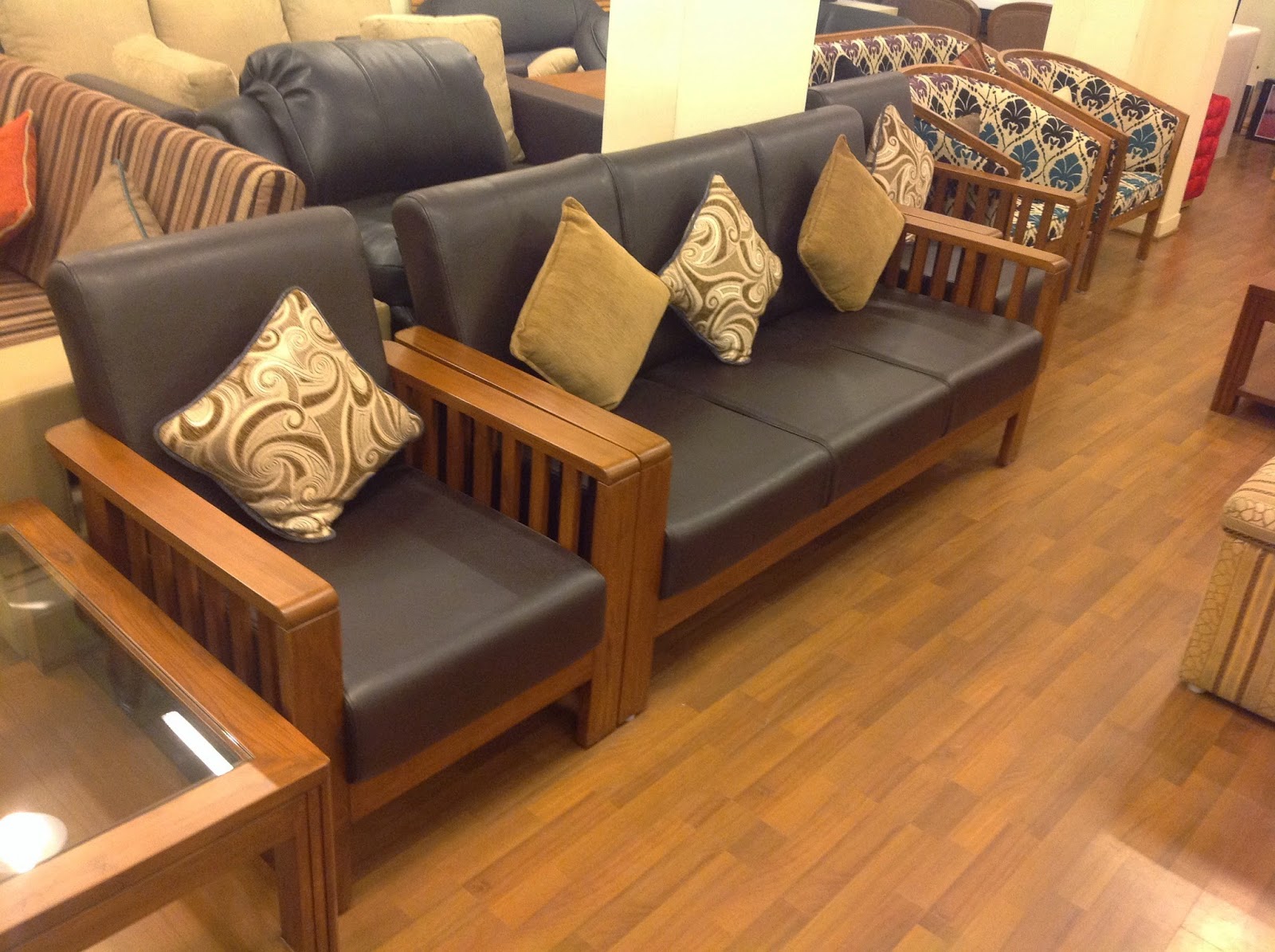 ROYAL TOUCH House Of Evergreen Furniture