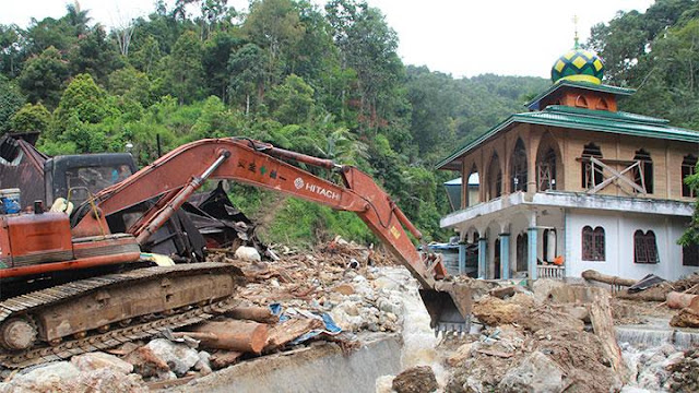 Waspada, Ini Tanda-tanda Peringatan Dini Banjir Bandang Waspada, Ini Tanda-tanda Peringatan Dini Banjir Bandang