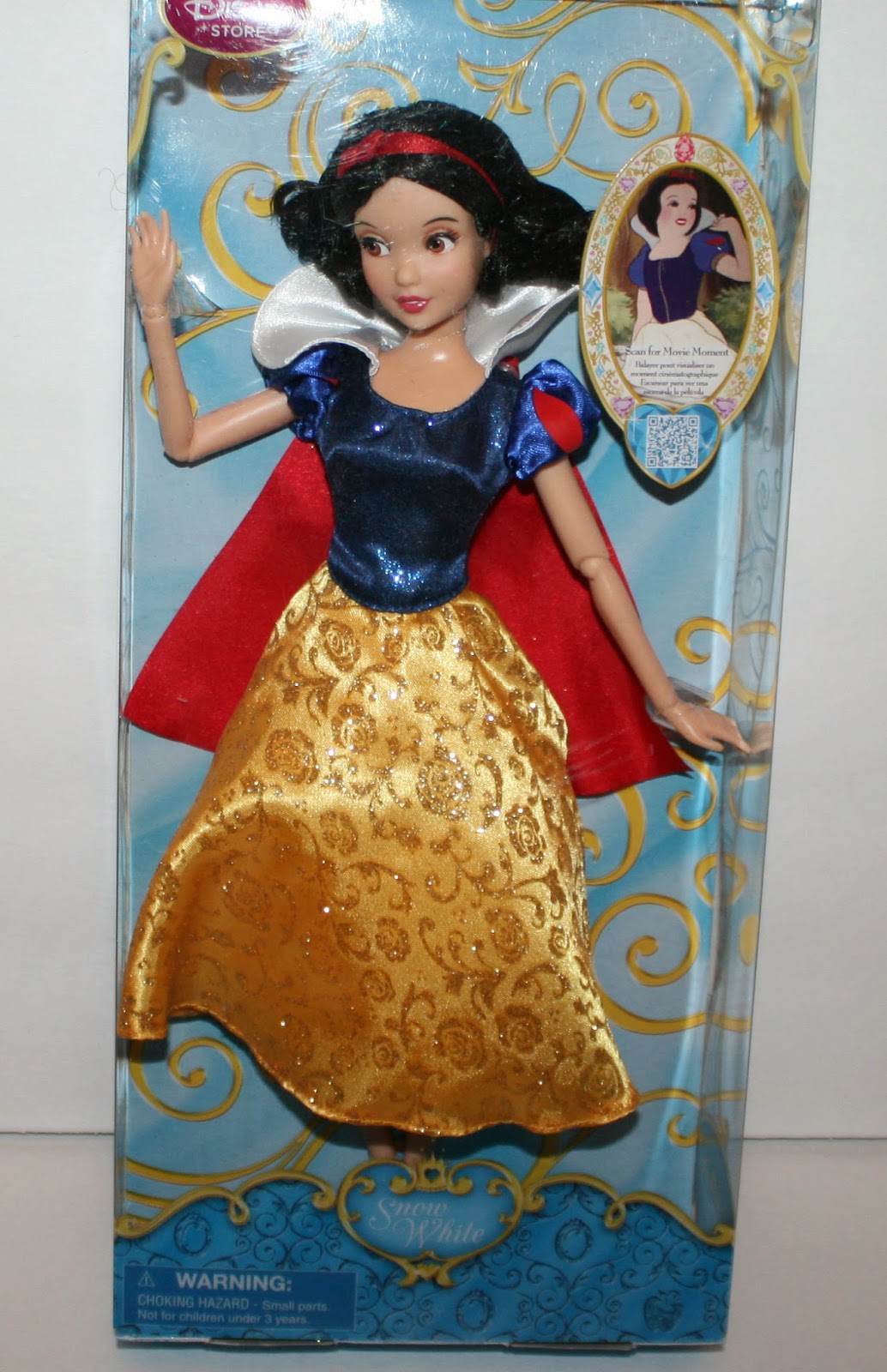 PLANET OF THE DOLLS: Doll-A-Day 78: Review Week: Disney Store Snow White