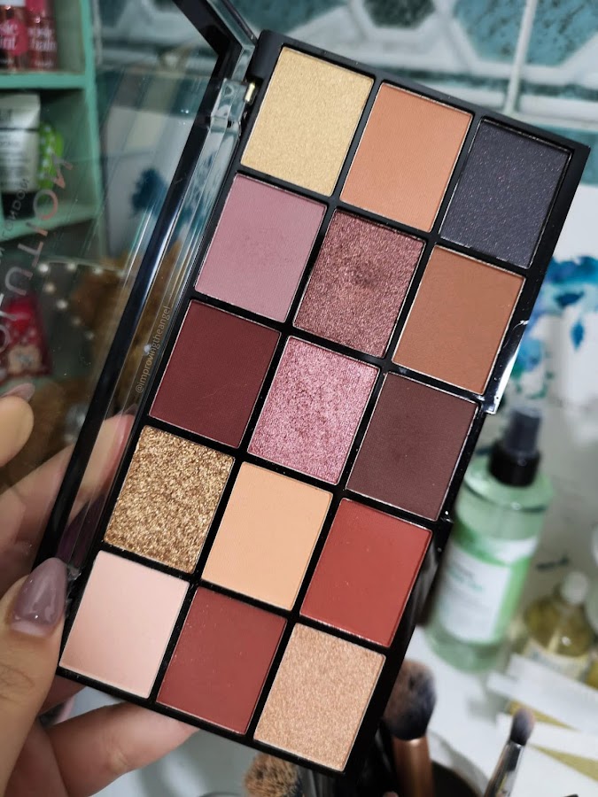 Paleta re-loaded Velvet Rose de Makeup Revolution