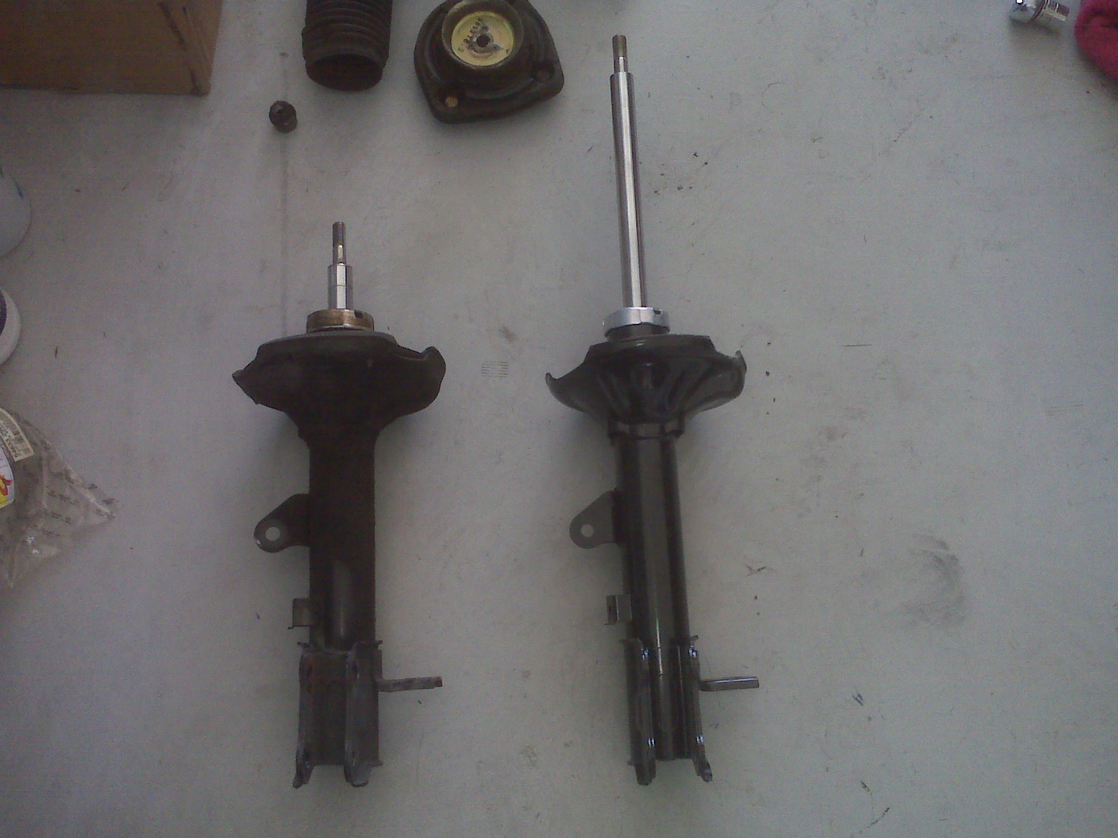 Omid's DIY web log 1999 Hyundai Elantra Strut Replacement brief guide