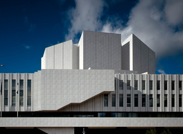 Alvar Aalto - Finlandia Hall