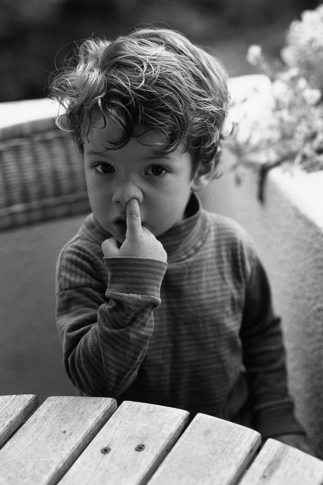 Грустный ребенок