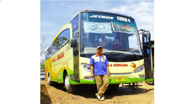 Dicap Sering Ugal-ugalan, Sopir Ini Dapat Pujian Netizen!  Dicap Sering Ugal-ugalan, Sopir Ini Dapat Pujian Netizen!