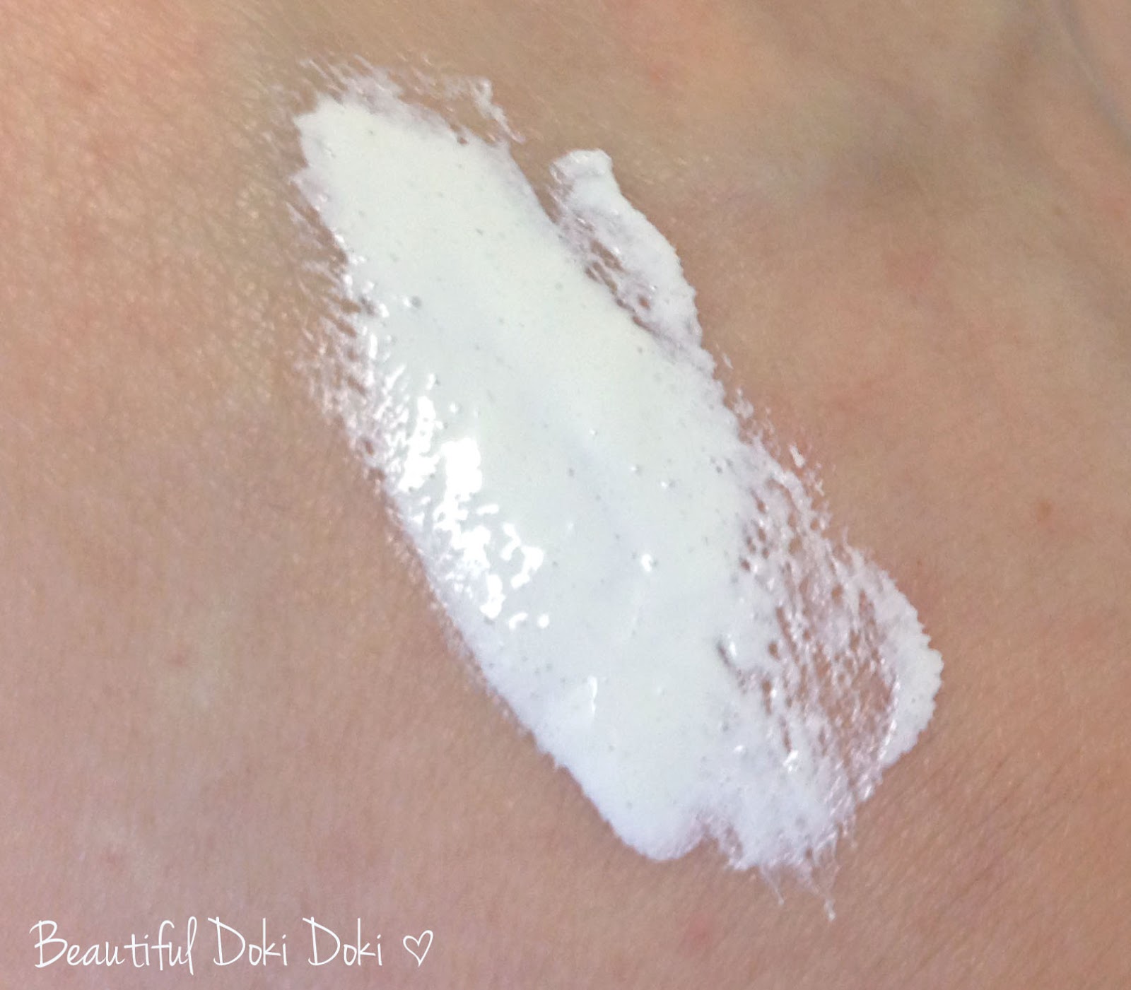 Review The Face Shop » New Zealand Volcanic Clay Blackhead Clay Nose