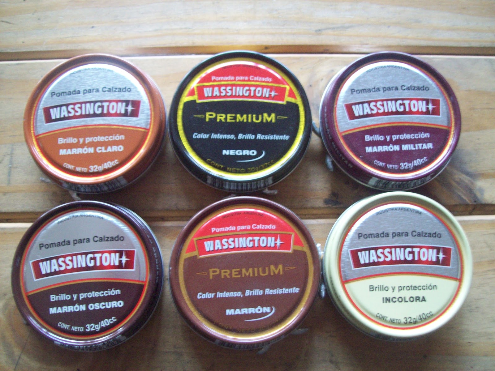 COMPOSTURAS DEL CALZADO COSMÉTICA DEL CREMAS Y POMADAS