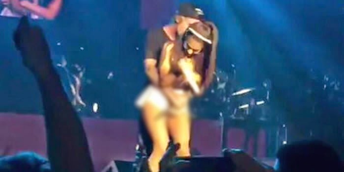 Justin Bieber 'Touch' Ariana Grande on Concert Stage