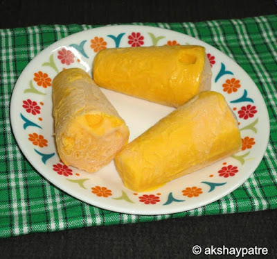 kmango kulfi in a serving plate