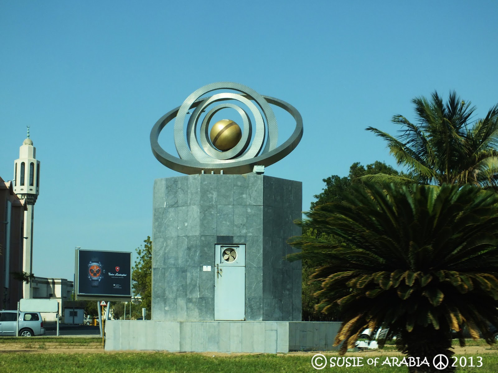 Jeddah Daily Photo Jeddah Sculpture The Atom