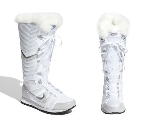 white nike winter boots