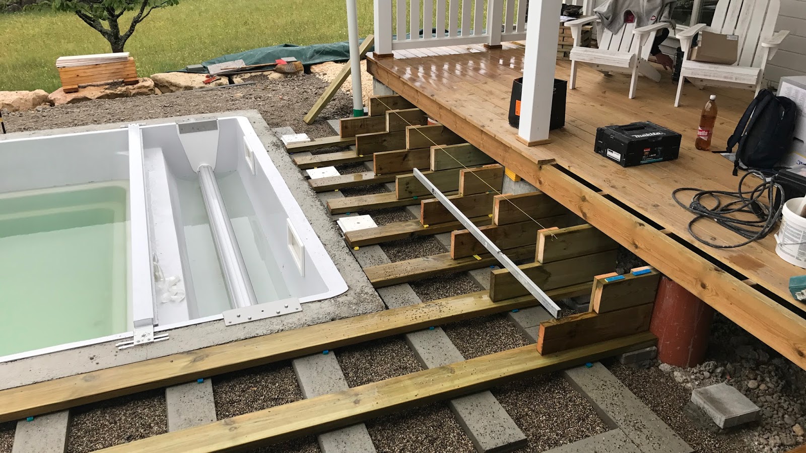 Die Umgebungsarbeiten - wie aus einer Baustelle ein Garten entsteht