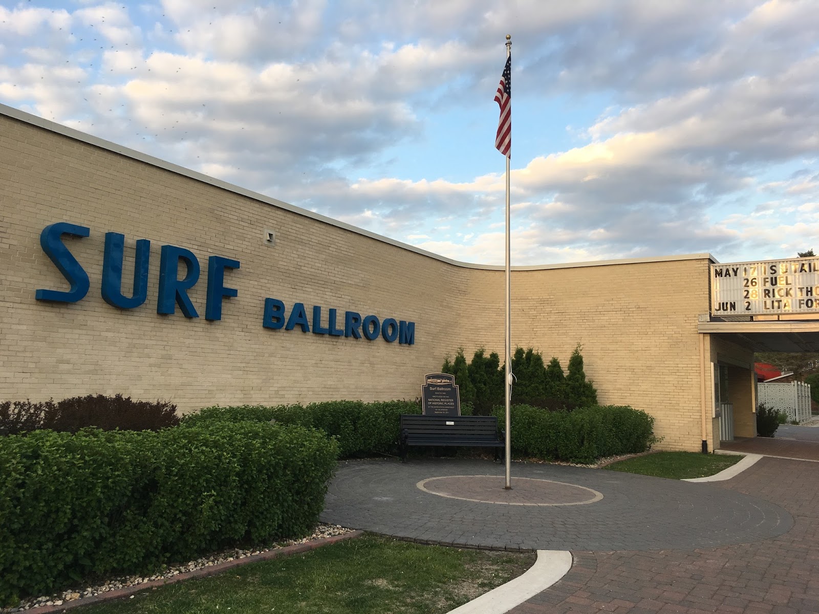 Inside the Apple: Postcard Thursday: Buddy Holly's Last Concert