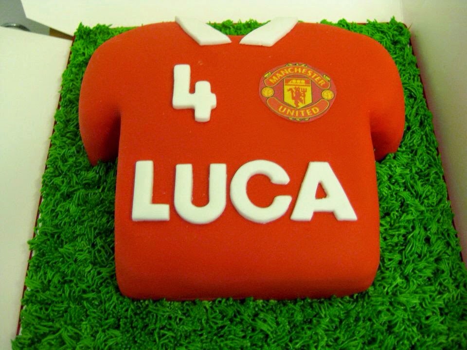 Football Shirt Birthday Cake